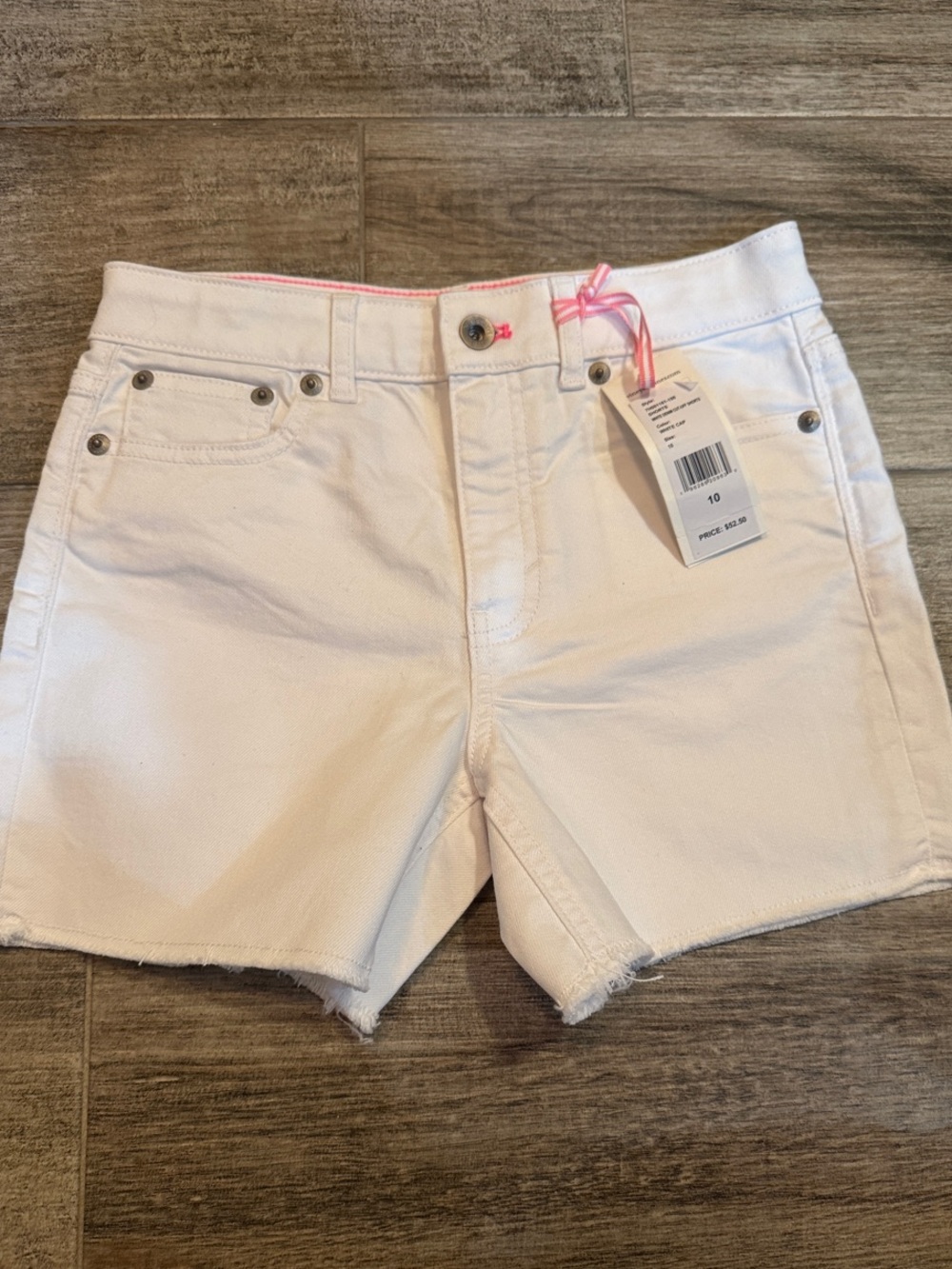 Vineyard Vines White Denim Shorts with Pink Trim